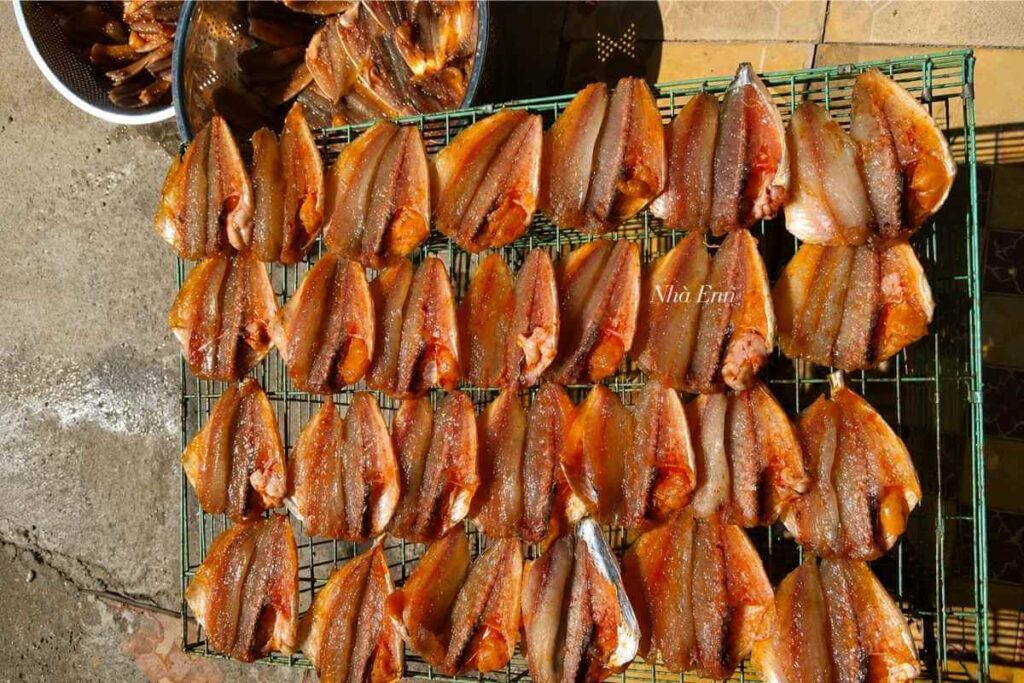 Cá chỉ vàng sấy khô